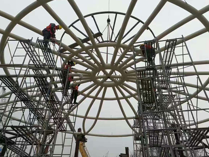 圓柱、箱型柱、十字形柱