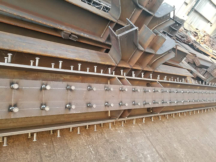 圓柱、箱型柱、十字形柱