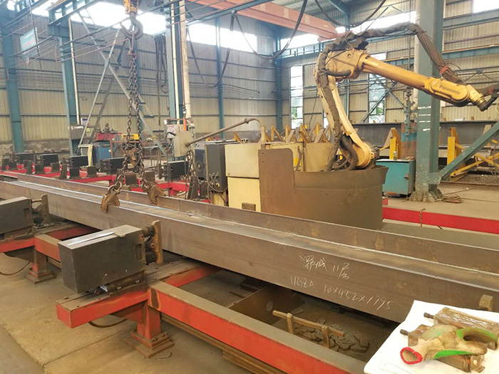 圓柱、箱型柱、十字形柱