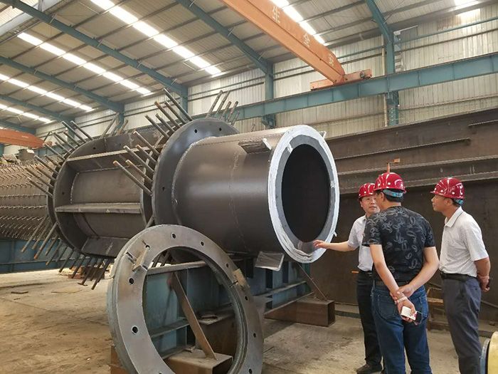 圓柱、箱型柱、十字形柱